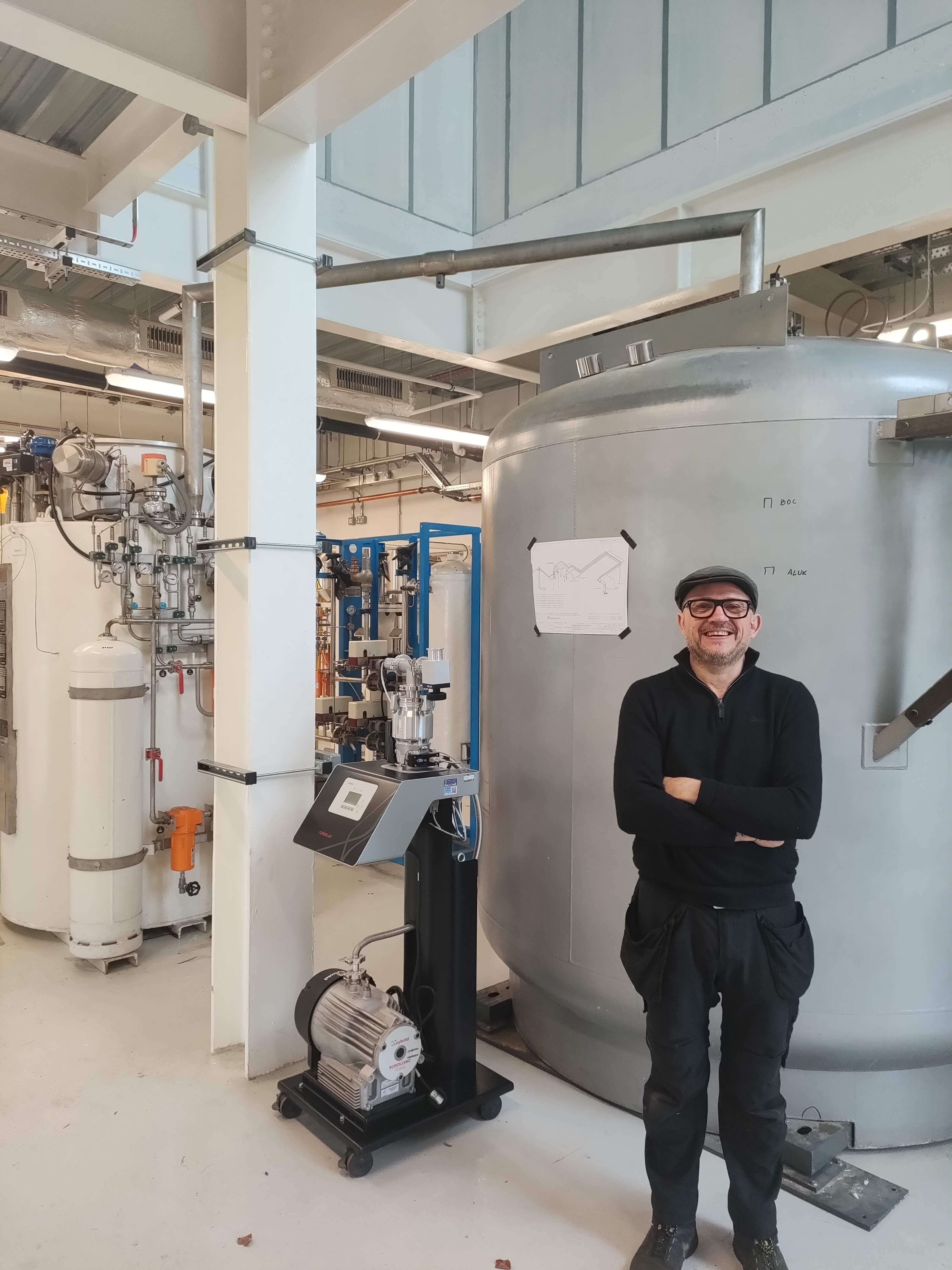 Dan Cross in the newly moved cryogenics facility at the Ray Dolby Centre.